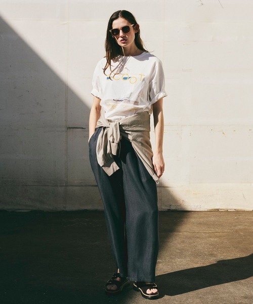 BAYFLOW（ベイフロー）の「[心地良い肌触り]カラーレターフォトプリントＴ（Tシャツ/カットソー・レディース・ブルー/イエロー/ピンク・FREE）」の4枚目の写真