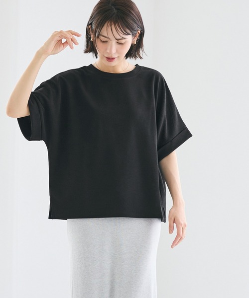 coca(coca)(コカ)の「\再入荷/ エンボスコンパクトトップス(Tシャツ/カットソー・レディース・ブラック/ライトベージュ/ダークブルー・S/M/L)」の20枚目の写真