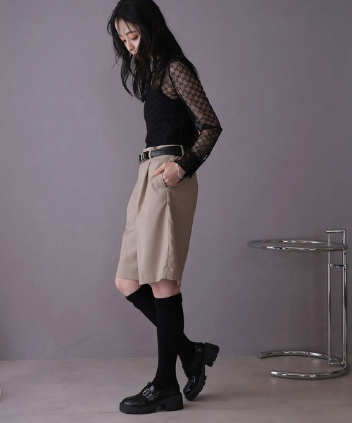 Doula Doula(ドゥーラドゥーラ)の「センタープレスタックハーフパンツ(その他パンツ・レディース・ブラック/ライトベージュ・マルチサイズ)」の4枚目の写真