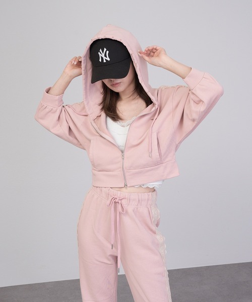 RAY CASSIN（レイカズン）の「【セットアップ対応】ピグメントレース付きパーカー（パーカー・レディース・ブラック/グレー/ピンク・FREE）」の11枚目の写真