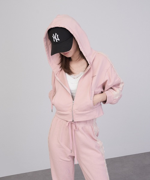 RAY CASSIN（レイカズン）の「【セットアップ対応】ピグメントレース付きパーカー（パーカー・レディース・ブラック/グレー/ピンク・FREE）」の15枚目の写真