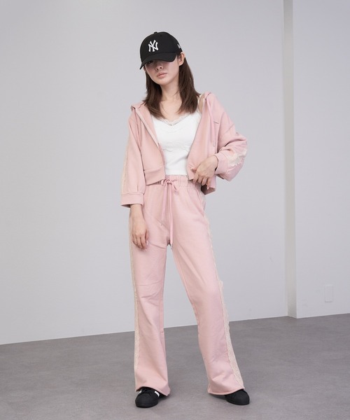 RAY CASSIN（レイカズン）の「【セットアップ対応】ピグメントレース付きパーカー（パーカー・レディース・ブラック/グレー/ピンク・FREE）」の13枚目の写真