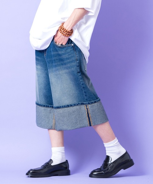 a.p.o.v.（エーピーオービー）の「a.p.o.v. ロールアップウォッシュドデニムバギーハーフパンツ（デニムパンツ・メンズ・ブルー/ネイビー・M）」の3枚目の写真