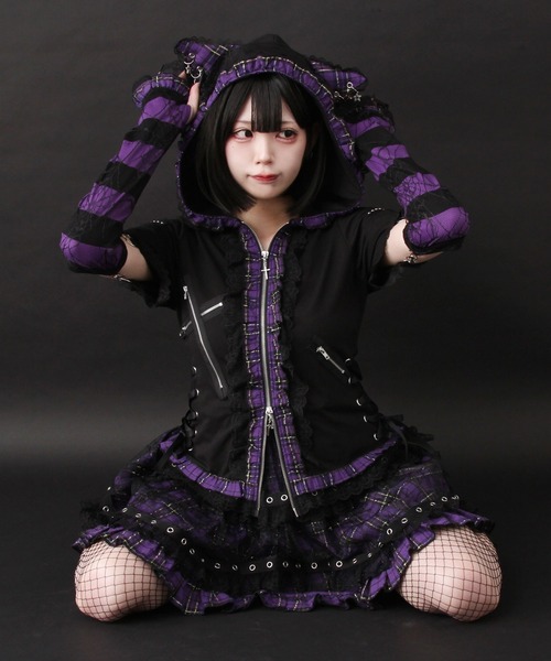 DearMyLove（ディアマイラブ）の「猫耳チェックフリルクモレースパンクショートトップス（Tシャツ/カットソー・レディース・レッド/ピンク/ブラック×ホワイト/パープル・MEDIUM/LARGE/LL/3L）」の4枚目の写真