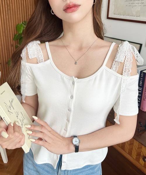 moment+(モーメントプラス)の「オフショルレースリボントップス(Tシャツ/カットソー・レディース・ブルー/イエロー/ブラック/アイボリー/オフホワイト/ピンク・M)」の11枚目の写真