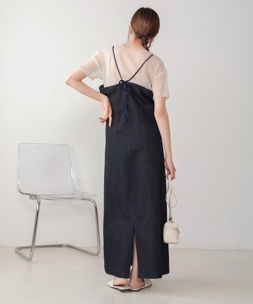 Bab(バブ)の「【低身長向けサイズあり】デニムキャミワンピース(ワンピース・レディース・インディゴブルー/オフホワイト/ライトブルー・SMALL/MEDIUM)」の13枚目の写真