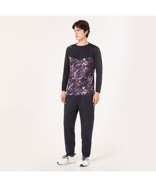 OAKLEY(オークリー)の「オークリー STRIKING WIND WARM PT 6.0/スポーツ・トレーニングパンツ/ 撥水 / 保温 /MENS / メンズ /OAKLEY(その他パンツ・メンズ・ブラック・L/M/S/XL)」の4枚目の写真