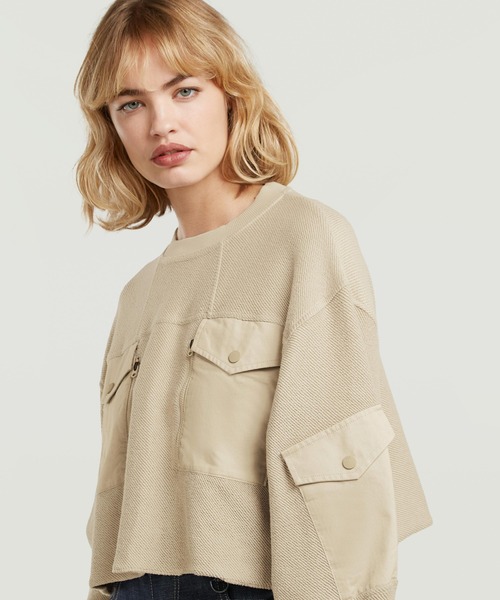 G-STAR（ジースター）の「MULTI POCKET MIX LOOSE CROPPED SWEATER/異素材ミックスマルチポケットクロップドオーバーサイズスウェット（スウェット・レディース・ベージュ系その他/ダークブラック・SMALL/MEDIUM/X-SMALL）」の5枚目の写真