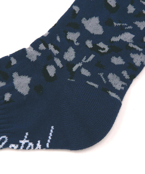 PEARLY GATES(パーリーゲイツ)の「【PEARLY GATES】ヒョウ柄ミドルソックス (LADIES)(ソックス/靴下・レディース・ダークインディゴブルー/ベージュ系その他・FREE)」の4枚目の写真