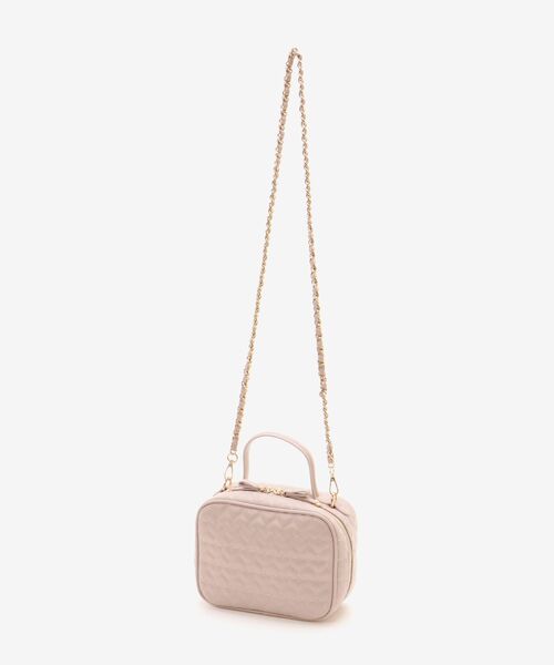 MAJESTIC LEGON(マジェスティックレゴン)の「ハートキルティングスクエアバッグ(ショルダーバッグ・レディース・アイボリー/ブラック/ピンク・FREE)」の4枚目の写真