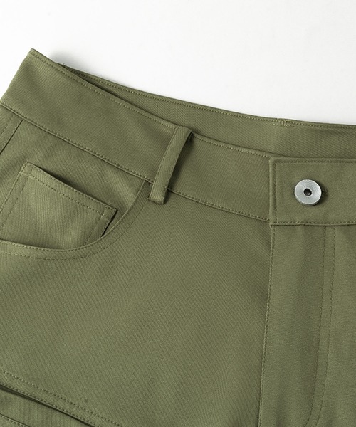 HOOK(フック)の「【ユニセックス】バギーシルエットワイドショートパンツ (SS)(カーゴパンツ・メンズ・カーキ/ブラック/ベージュ・LARGE/MEDIUM/X-LARGE)」の19枚目の写真