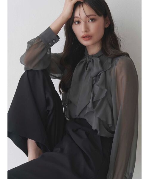 MERCURYDUO（マーキュリーデュオ）の「シフォンラッフルフリルボウタイブラウス（シャツ/ブラウス・レディース・オフホワイト/グレー/ベビーピンク/ライトブルー・FREE）」の2枚目の写真