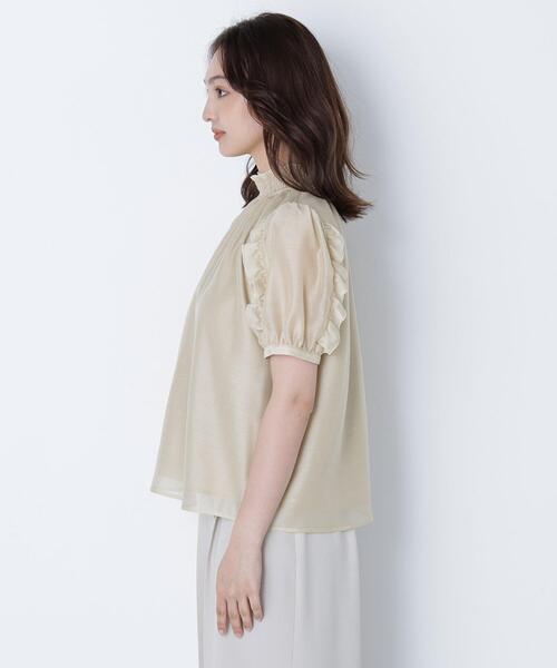 NATURAL BEAUTY BASIC(ナチュラルビューティーベーシック)の「◇シャーリングネックフリルブラウス(シャツ/ブラウス・レディース・イエロー/ブラック/オフホワイト・MEDIUM/SMALL)」の10枚目の写真