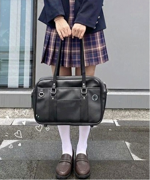 FREE STYLISTS(フリー スタイリスト)の「Y2K レトロスクールバッグ風 ユーティリティー2wayバッグ /A4対応大容量(ショルダーバッグ・レディース・ブラック/ブラウン・FREE)」の5枚目の写真
