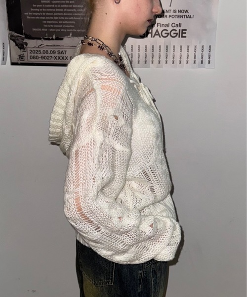 SHAGGIE（シャギー）の「レースアップフーディールーズニット（ニット/セーター・レディース・レッド/ホワイト/ブラック・FREE）」の18枚目の写真