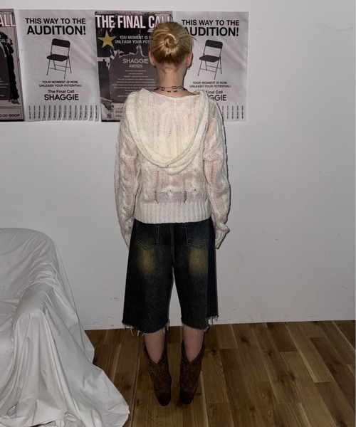 SHAGGIE（シャギー）の「レースアップフーディールーズニット（ニット/セーター・レディース・レッド/ホワイト/ブラック・FREE）」の21枚目の写真