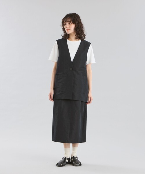MACKINTOSH PHILOSOPHY(マッキントッシュ フィロソフィー)の「GREY LABEL リネンナイロンジレ(ベスト・レディース・ベージュ/ブラック・2)」の3枚目の写真
