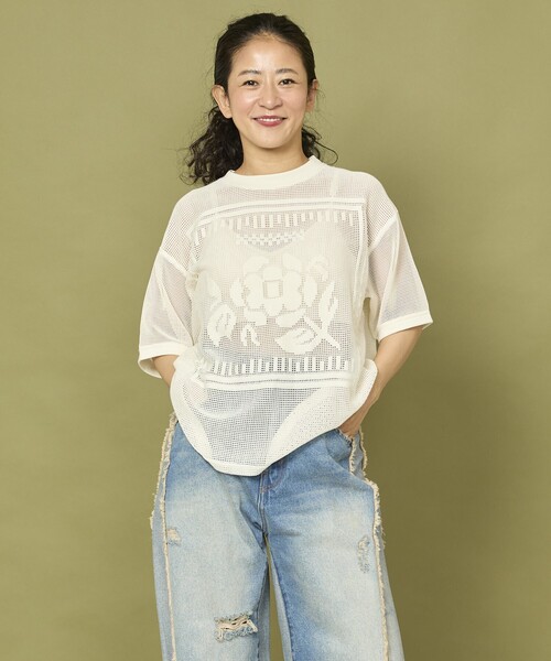 Freada（フリーダ）の「Freada/フリーダ メッシュ フラワー Tシャツ（Tシャツ/カットソー・レディース・オレンジ/ブラック/オフホワイト・ﾌﾘ-）」の8枚目の写真