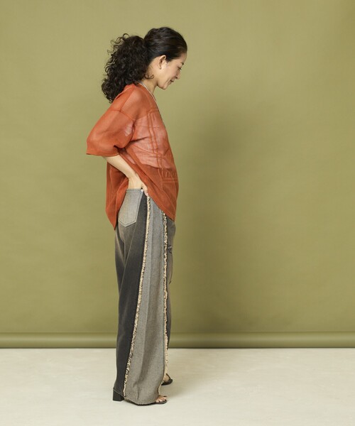 Freada（フリーダ）の「Freada/フリーダ メッシュ フラワー Tシャツ（Tシャツ/カットソー・レディース・オレンジ/ブラック/オフホワイト・ﾌﾘ-）」の22枚目の写真