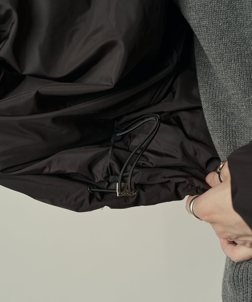 Lui's（ルイス）の「フードダウンブルゾン（ダウンジャケット/コート・メンズ・ブラック/ホワイト・S/M）」の7枚目の写真