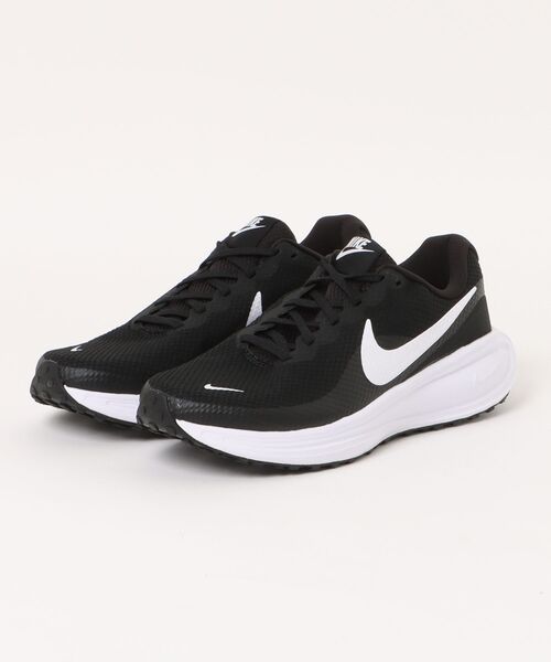 NIKE(ナイキ)の「《NIKE》レボリューション 8 ワイド(スニーカー・メンズ・ホワイト×レッド/ホワイト系その他/ブラック×ホワイト/ホワイト系・26.0cm/26.5cm/27.0cm/27.5cm/28.0cm/25.5cm/25.0cm/29.0cm/28.5cm)」の1枚目の写真