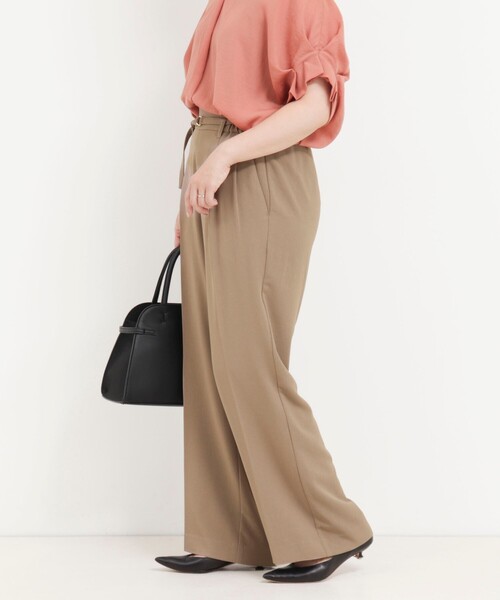 MICO COULIER（ミコクリエ）の「《セットアップ対応》ハイストレッチカルゼワッシャーパンツ（その他パンツ・レディース・ネイビー/キャメル・38/36）」の4枚目の写真