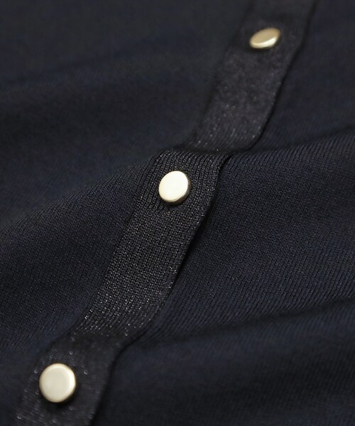 DRESKIP（ドレスキップ）の「【洗える/S-LL】上品なラメ使い クルーネック ニットカーディガン（カーディガン/ボレロ・レディース・ダークブラウン/アイボリー/ブラック/レッド系1・01/02/03/04）」の8枚目の写真