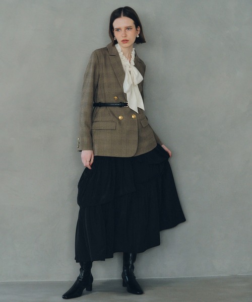 YECCA VECCA（イェッカヴェッカ）の「アシンメトリーラッフルスカート（スカート・レディース・ブラック/アイボリー/ワインレッド・FREE）」の2枚目の写真