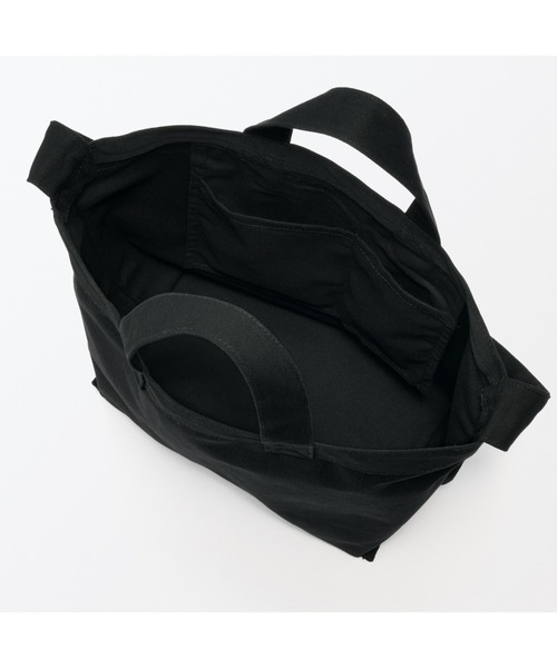 無印良品（ムジルシリョウヒン）の「帆布　２ＷＡＹ　トートバッグ（トートバッグ・レディース・カーキ系/キナリ/ブラック・FREE）」の6枚目の写真