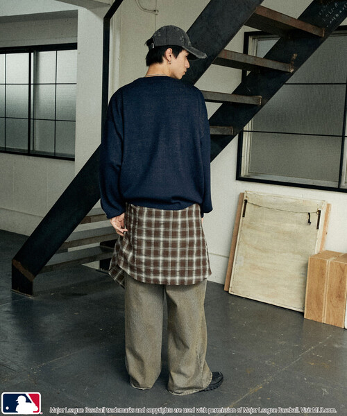 MLB（メジャーリーグベースボール）の「MLB/メジャーリーグベースボール 別注 HEART LOGO KNIT/ハートロゴニット(限定展開)（ニット/セーター・メンズ・ブラック/マスタード/グレー系その他2/グレー系その他/ネイビー/ブラウン・SMALL/MEDIUM/LARGE）」の21枚目の写真