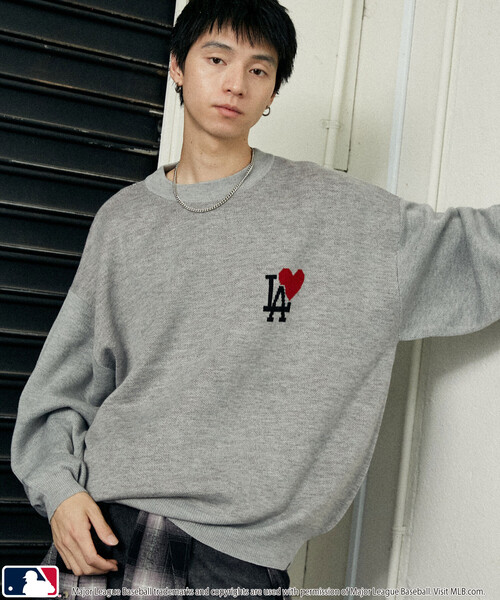 MLB（メジャーリーグベースボール）の「MLB/メジャーリーグベースボール 別注 HEART LOGO KNIT/ハートロゴニット(限定展開)（ニット/セーター・メンズ・ブラック/マスタード/グレー系その他2/グレー系その他/ネイビー/ブラウン・SMALL/MEDIUM/LARGE）」の16枚目の写真