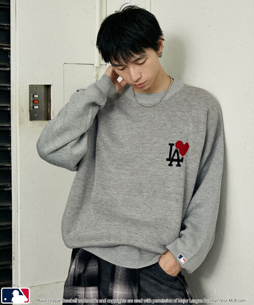 MLB（メジャーリーグベースボール）の「MLB/メジャーリーグベースボール 別注 HEART LOGO KNIT/ハートロゴニット(限定展開)（ニット/セーター・メンズ・ブラック/マスタード/グレー系その他2/グレー系その他/ネイビー/ブラウン・SMALL/MEDIUM/LARGE）」の14枚目の写真