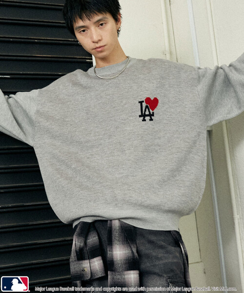 MLB（メジャーリーグベースボール）の「MLB/メジャーリーグベースボール 別注 HEART LOGO KNIT/ハートロゴニット(限定展開)（ニット/セーター・メンズ・ブラック/マスタード/グレー系その他2/グレー系その他/ネイビー/ブラウン・SMALL/MEDIUM/LARGE）」の11枚目の写真