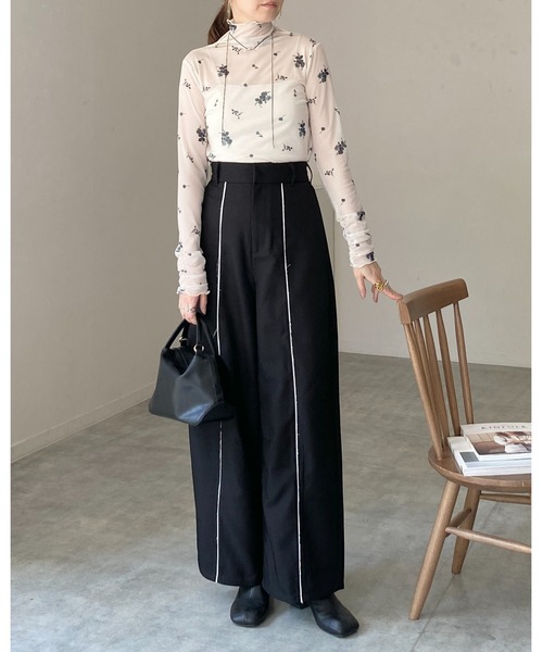 She's Closet(シーズクローゼット)の「ハイネック長袖シャーリング花柄シアートップス(Tシャツ/カットソー・レディース・チャコールグレー/アイボリー/ブラック・FREE)」の20枚目の写真
