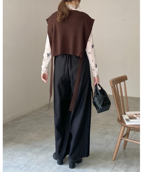 She's Closet(シーズクローゼット)の「ハイネック長袖シャーリング花柄シアートップス(Tシャツ/カットソー・レディース・チャコールグレー/アイボリー/ブラック・FREE)」の7枚目の写真