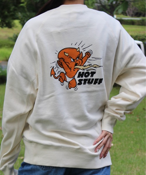 DISCUS ATHLETIC（ディスカス　アスレチック）の「【DISCUS ATHLETIC/ディスカス アスレチックXUNIVERSAL/ユニバーサル】キャラクタープリントコラボ裏毛スウェット（スウェット・レディース・ホワイト/ホワイト系その他3/ブラック系その他4/ホワイト系その他5/ブラック/ブラック系その他2/ホワイト系その他2/ホワイト系その他4/ブラック系その他3/ブラック系その他5・MEDIUM/LARGE）」の5枚目の写真