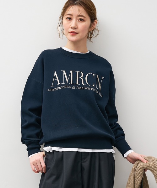 AMERICANA(アメリカーナ)の「15th ANNIVERSARY【AMERICANA×MICA&DEAL】ロゴ刺繍スムースニットプルオーバー(ニット/セーター・レディース・キャメル/ネイビー/グレー・FREE)」の1枚目の写真