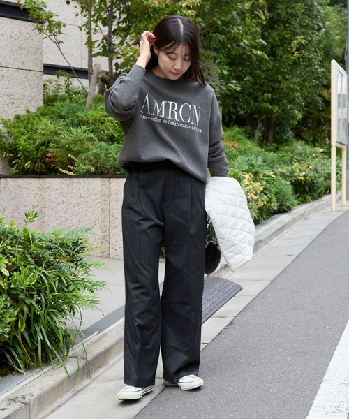 AMERICANA(アメリカーナ)の「15th ANNIVERSARY【AMERICANA×MICA&DEAL】ロゴ刺繍スムースニットプルオーバー(ニット/セーター・レディース・キャメル/ネイビー/グレー・FREE)」の4枚目の写真