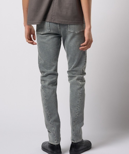 wjk（ダヴルジェイケイ）の「mp14239- slim banana denim バナナデニム