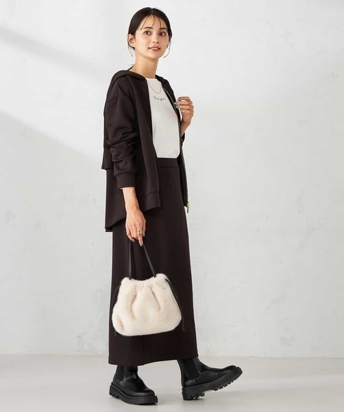 a.v.v(アーヴェヴェ)の「バックフレアダンボールパーカー(パーカー・レディース・チャコールグレー/ブラウン/グレー系その他・40/38/42/36)」の17枚目の写真