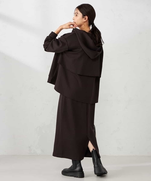 a.v.v(アーヴェヴェ)の「バックフレアダンボールパーカー(パーカー・レディース・チャコールグレー/ブラウン/グレー系その他・40/38/42/36)」の6枚目の写真