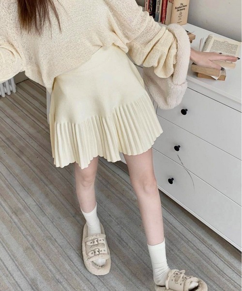 Miniministore(ミニミニストア)の「プリーツミニスカートニットスカート 秋冬(スカート・レディース・ブラウン/アイボリー/ベージュ/ブラック/グレー・FREE)」の22枚目の写真