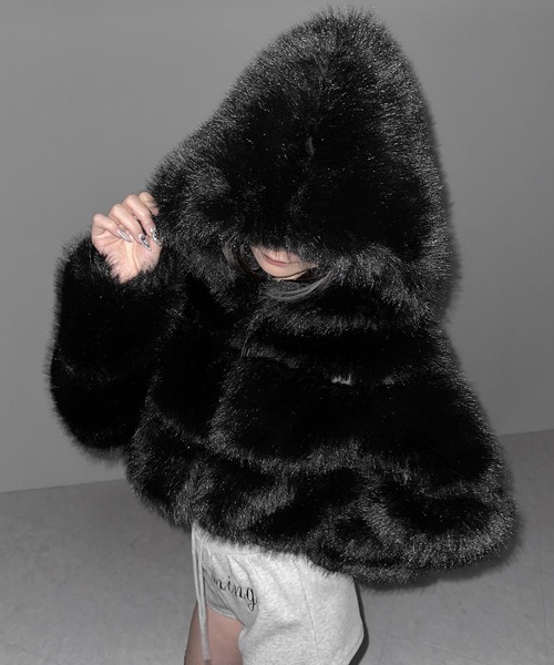 3color 】フェイクファーフーディショートコート ／ fake fur hoodie