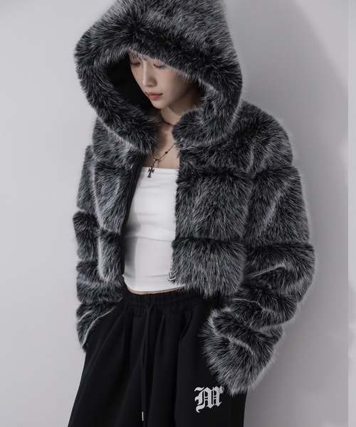 3color 】フェイクファーフーディショートコート ／ fake fur hoodie