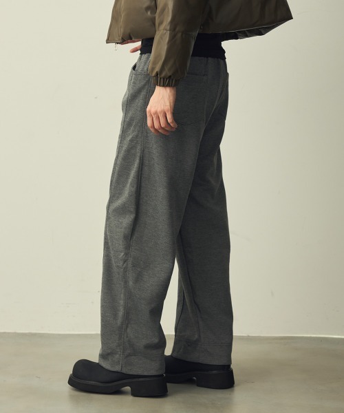 Shoowtime(ショウタイム)の「3D cut sweatpants / 立体裁断スウェットパンツ(スウェットパンツ・メンズ・チャコールグレー・MEDIUM/X-LARGE)」の6枚目の写真
