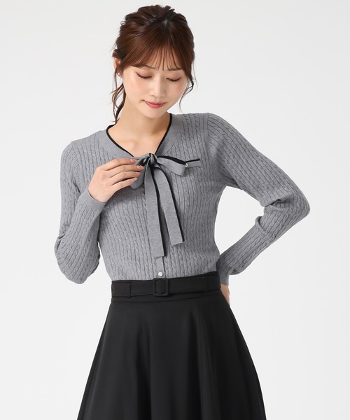 MISCH MASCH（ミッシュマッシュ）の「配色ボウタイケーブルニット（ニット/セーター・レディース・ブルー/グレー/ブラック/イエロー・ﾌﾘ-）」の15枚目の写真