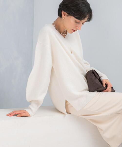 URBAN RESEARCH ROSSO WOMEN(アーバンリサーチ ロッソ)の「ウールカシミヤVネックニットプルオーバー(ニット/セーター・レディース・ネイビー/ピンク/オフホワイト/ブルー・FREE)」の10枚目の写真