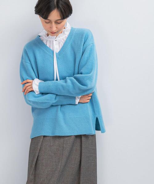 URBAN RESEARCH ROSSO WOMEN（アーバンリサーチ　ロッソ）の「ウールカシミヤVネックニットプルオーバー（ニット/セーター・レディース・ネイビー/ピンク/オフホワイト/ブルー・FREE）」の9枚目の写真