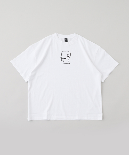 BRAIN DEAD(ブレインデット)の「BRAIN DEAD / ブレインデッド LOGO HEAD T-SHIRT(Tシャツ/カットソー・メンズ・ホワイト/ブラック・MEDIUM/X-LARGE/LARGE)」の2枚目の写真