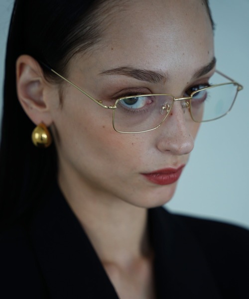NUEF (ヌエフ)の「スクエア型|クリアレンズ|メタルフレーム|紫外線対策|UVカット|眼鏡|NUEF|クラシック(メガネ・レディース・シルバー/ゴールド・FREE)」の14枚目の写真